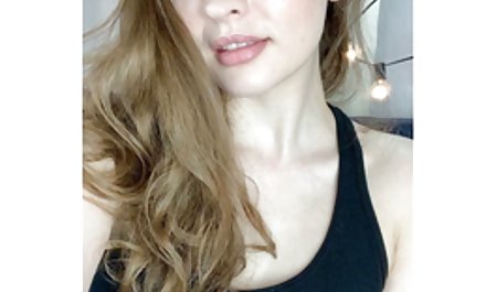 Hottie Temptress به او BF یک بازی های فول سکسی گلو عمیق معجزه آسا بدهید