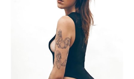 بانداژ روی Titty Boo Boo سکسس فول