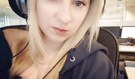 BLOWJOB P.O.V گروه فول سکسی عمیق از ویژگی های بزرگ خارج شوید